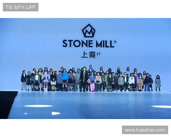 冬季时尚来袭哈兰德社交媒体分享冬季装扮迎接寒冷天气